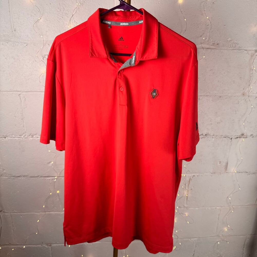 adidas men’s coral golf polo embroidered club logo performance shirt L